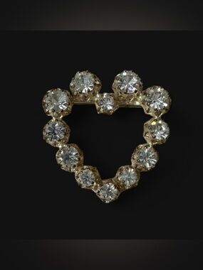 Vintage Austrian Crystal Rhinestone Heart Brooch Silver Tone Mid Century 1.25"